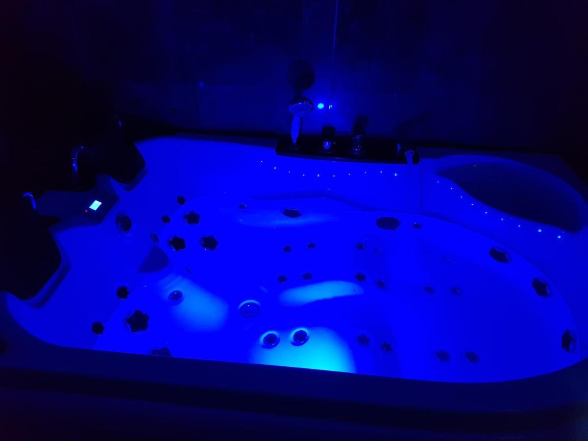 Lights National Arena Mega Mall Monza Apartment *